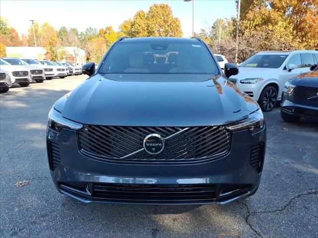 2026 Volvo XC90 Ultra Dark Theme, B6 AWD Gas (mild hybrid), Gasoline, 7 Seats