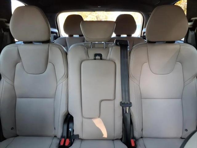 2026 Volvo XC90 Ultra Dark Theme, B6 AWD Gas (mild hybrid), Gasoline, 7 Seats