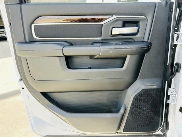 2025 Ram 3500 Big Horn Crew Cab 4x4 64 Box