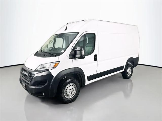 2026 Ram ProMaster 2500 Cargo Van Tradesman High Roof 136" WB w/Pass Seat