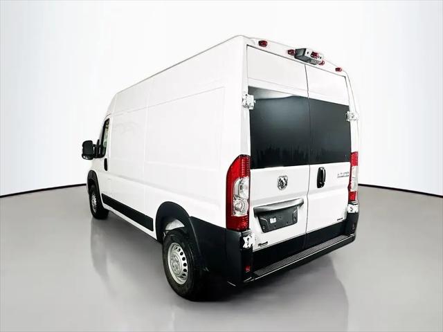 2026 Ram ProMaster 2500 Cargo Van Tradesman High Roof 136" WB w/Pass Seat