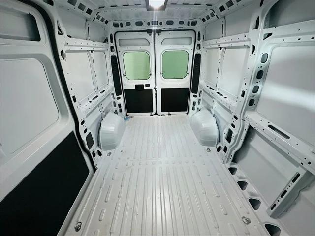2026 Ram ProMaster 2500 Cargo Van Tradesman High Roof 136" WB w/Pass Seat