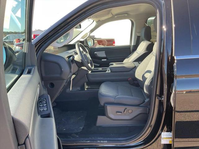 2025 Ford Expedition Active MAX