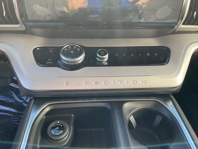2025 Ford Expedition Active MAX