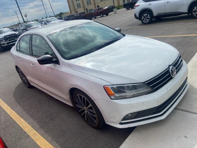 2016 Volkswagen Jetta 1.8T Sport