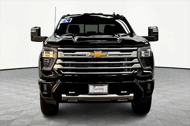 2024 Chevrolet Silverado 2500HD 4WD Crew Cab Standard Bed High Country 2024 Chevrolet Silverado 2500HD 4WD Crew Cab Standard Bed High Country