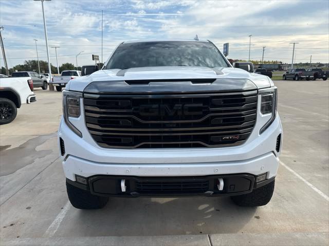 2023 GMC Sierra 1500 4WD Crew Cab Short Box AT4