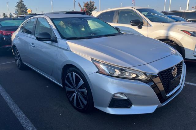 2020 Nissan Altima SR FWD 2020 Nissan Altima SR FWD