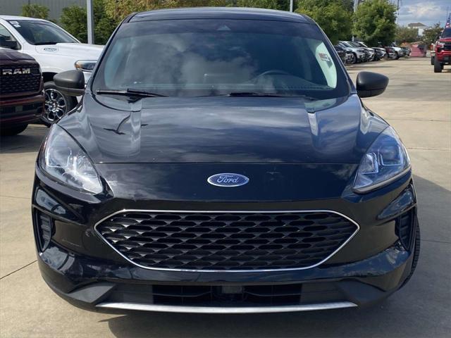 2022 Ford Escape SE Hybrid