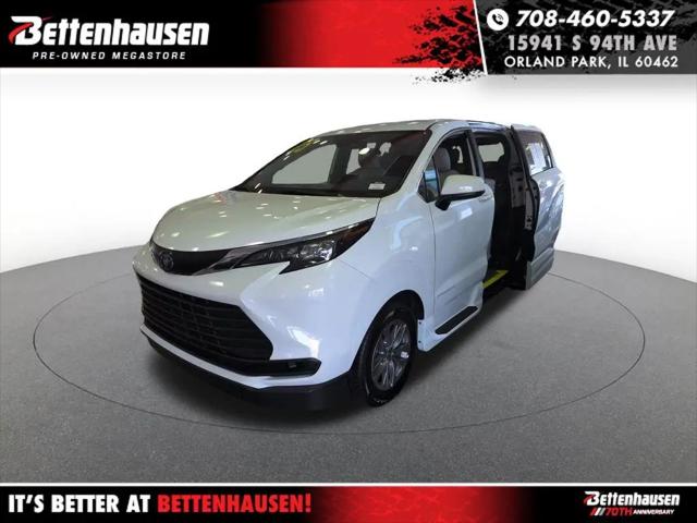 2025 Toyota Sienna LE for sale in Orland Park, IL