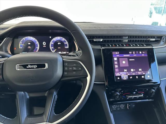 2025 Jeep Grand Cherokee L Laredo X 4x4