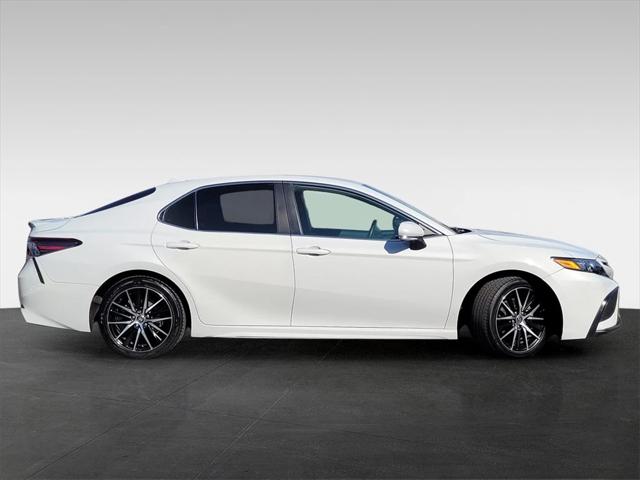 2022 Toyota Camry Hybrid SE 2022 Toyota Camry Hybrid SE