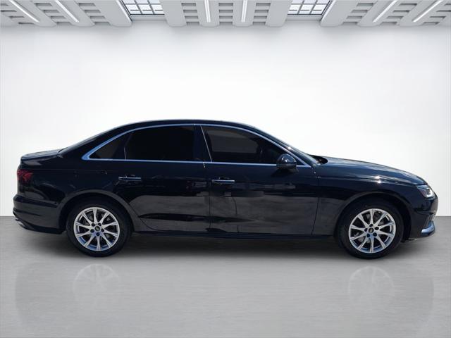 2022 Audi A4 Premium 40 TFSI quattro S tronic