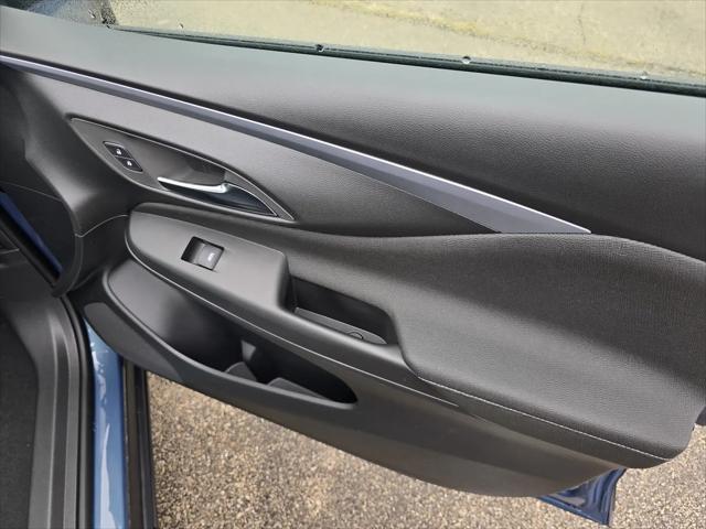 2026 Buick NV Preferred FWD