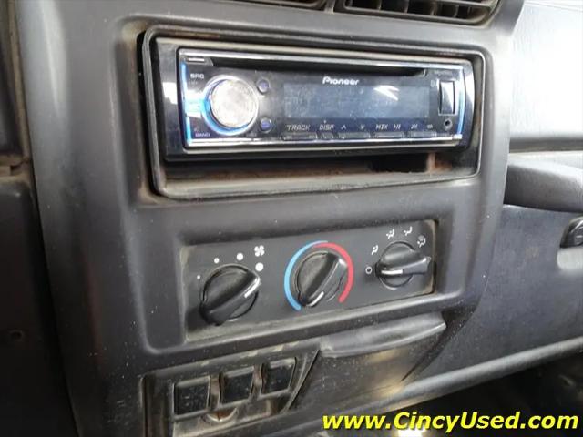 2002 Jeep Wrangler SE