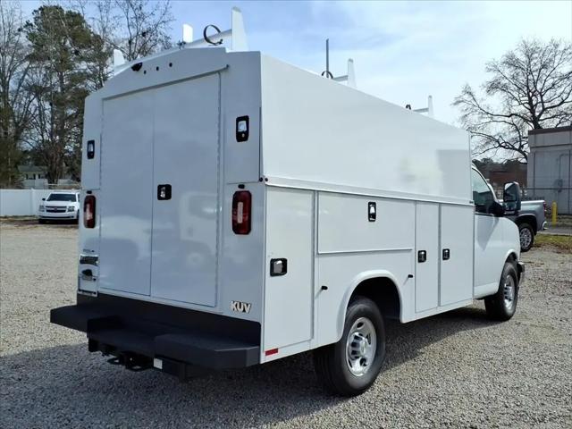 2025 Chevrolet Express Cutaway Work Van