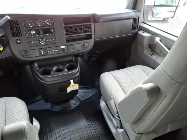 2025 Chevrolet Express Cutaway Work Van