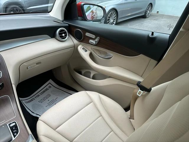 2022 Mercedes-Benz GLC SUV