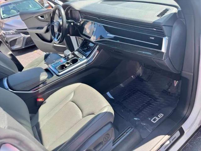 2020 Audi Q8 Premium Plus 55 TFSI quattro Tiptronic