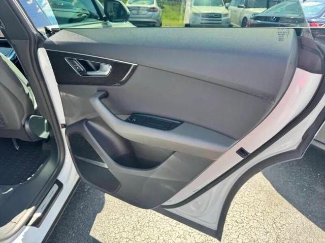 2020 Audi Q8 Premium Plus 55 TFSI quattro Tiptronic
