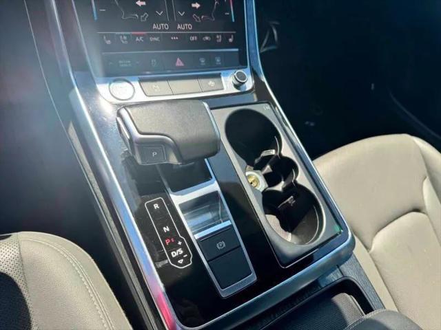 2020 Audi Q8 Premium Plus 55 TFSI quattro Tiptronic
