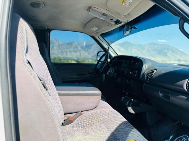 2002 Dodge Ram 2500 Base