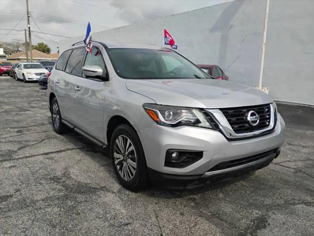 2020 Nissan Pathfinder SL 2WD