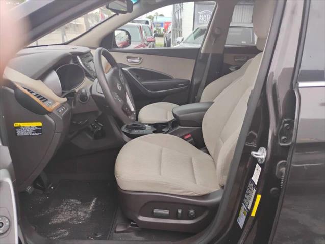2016 Hyundai Santa Fe SE