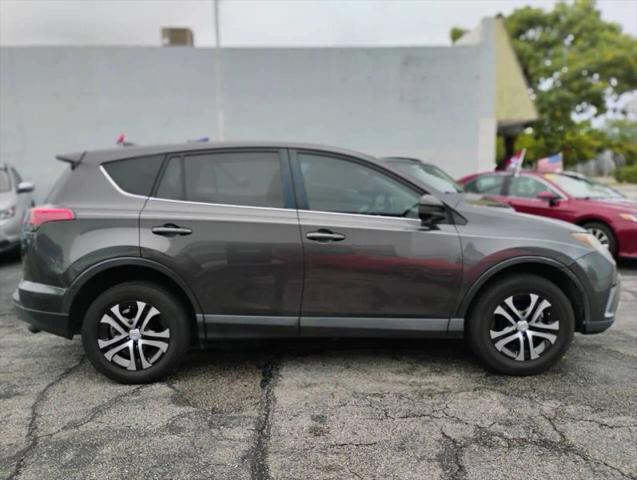 2018 Toyota RAV4 LE