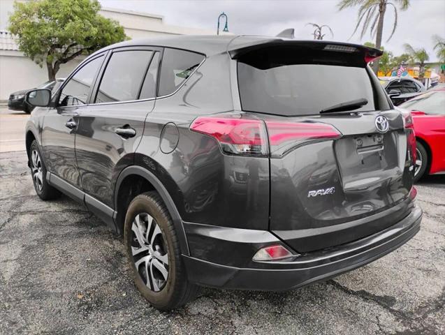 2018 Toyota RAV4 LE