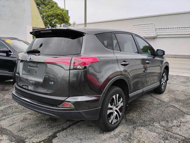 2018 Toyota RAV4 LE