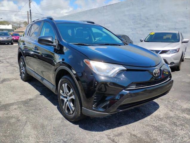 2017 Toyota RAV4 LE