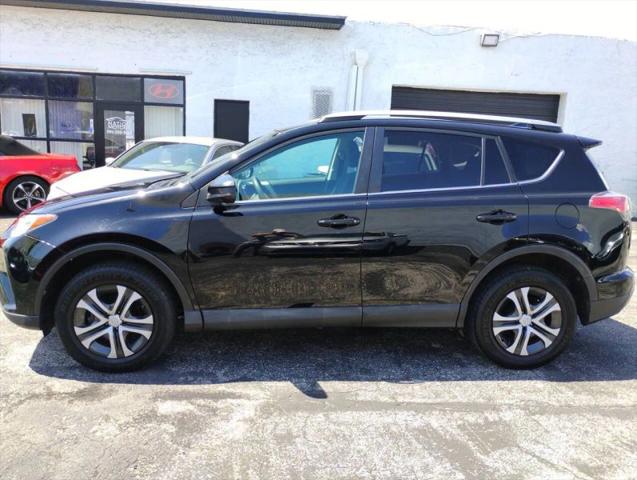2017 Toyota RAV4 LE