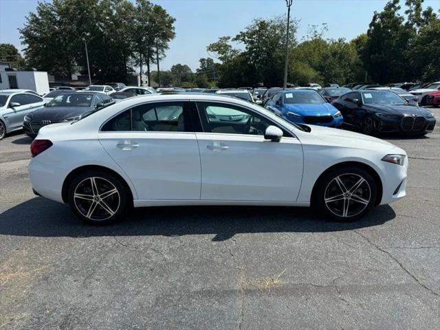 2019 Mercedes-Benz A 220 A 220