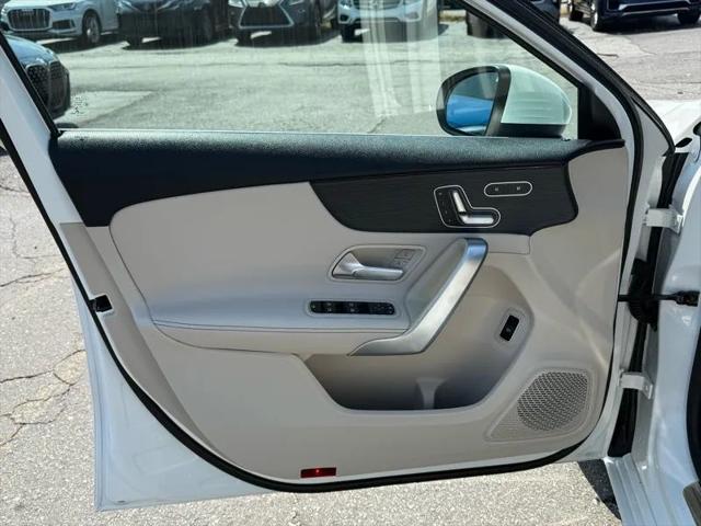 2019 Mercedes-Benz A 220 A 220