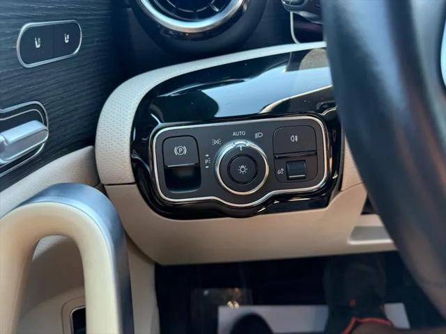 2019 Mercedes-Benz A 220 A 220