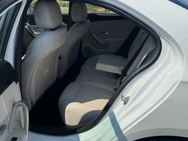 2019 Mercedes-Benz A 220 A 220