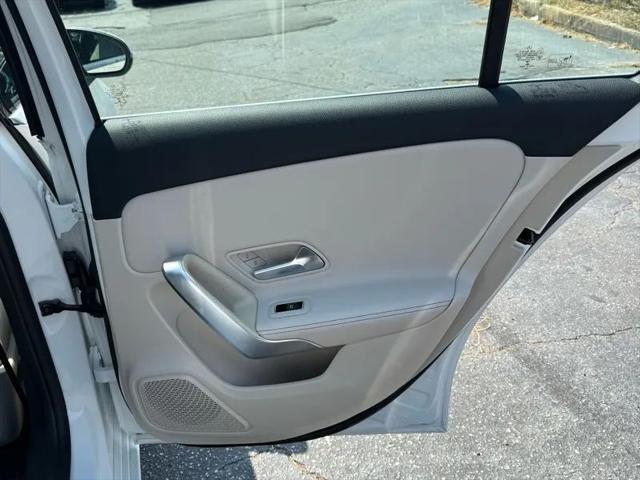 2019 Mercedes-Benz A 220 A 220