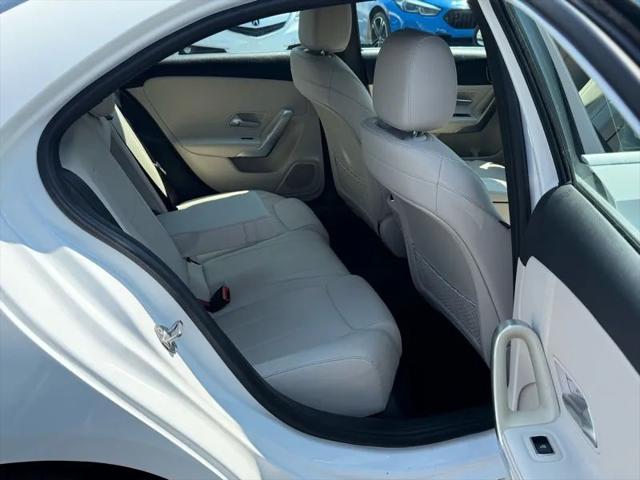 2019 Mercedes-Benz A 220 A 220