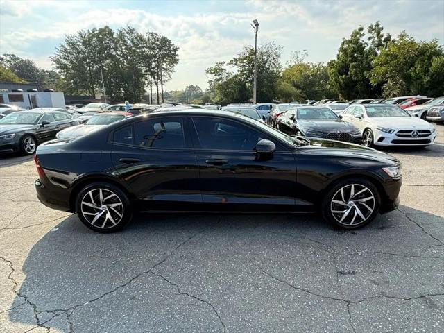 2020 Volvo S60 T5 Momentum