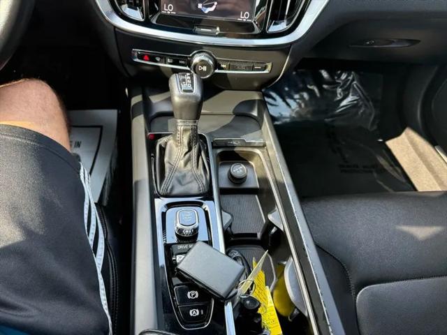 2020 Volvo S60 T5 Momentum