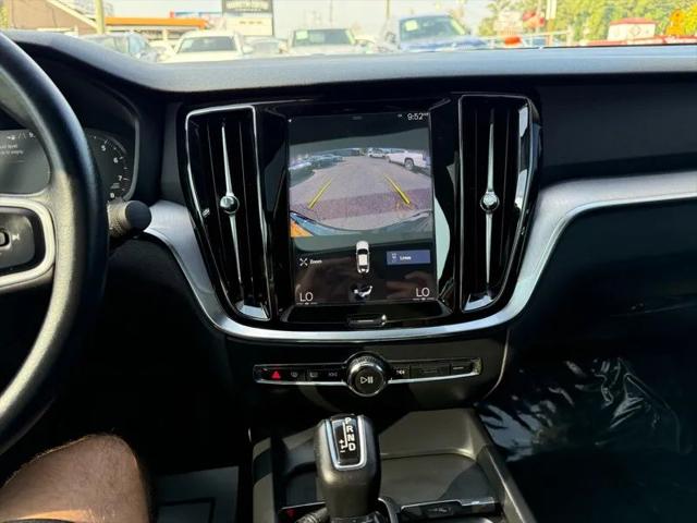 2020 Volvo S60 T5 Momentum