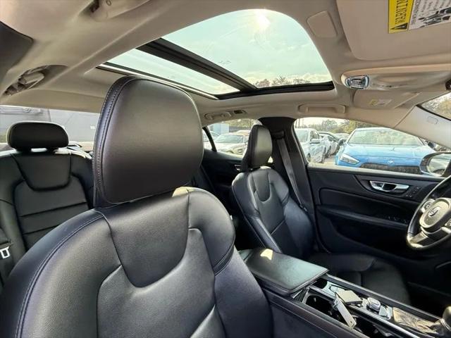 2020 Volvo S60 T5 Momentum