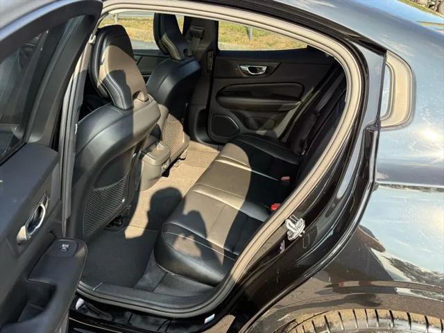 2020 Volvo S60 T5 Momentum