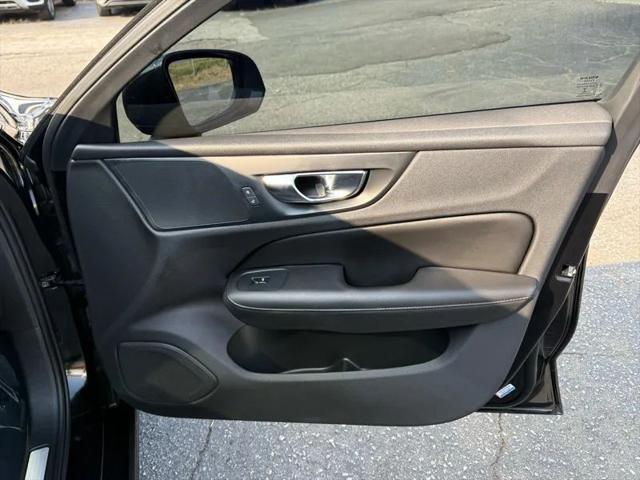 2020 Volvo S60 T5 Momentum