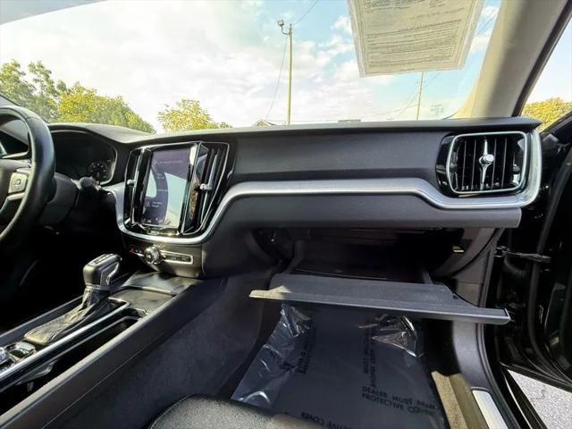 2020 Volvo S60 T5 Momentum