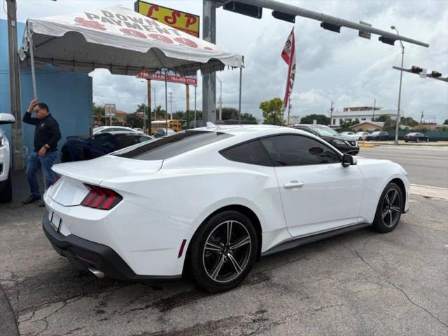 2024 Ford Mustang EcoBoost Fastback
