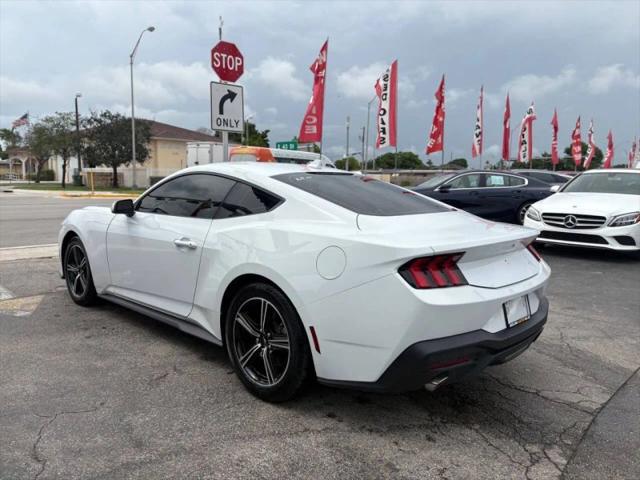 2024 Ford Mustang EcoBoost Fastback