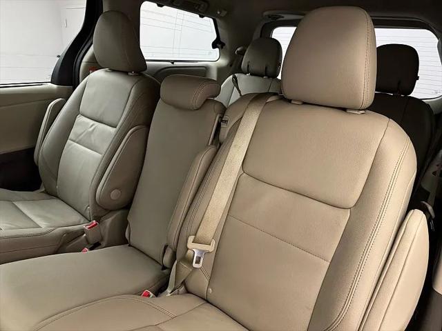 2020 Toyota Sienna XLE