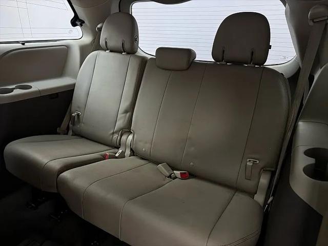 2020 Toyota Sienna XLE